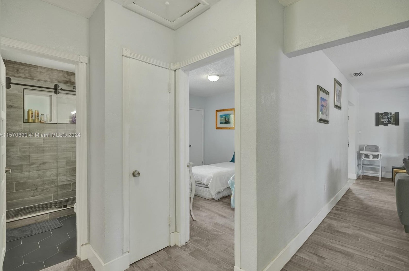 5420 7th Ave, Hialeah FL  33012-2550 exterior