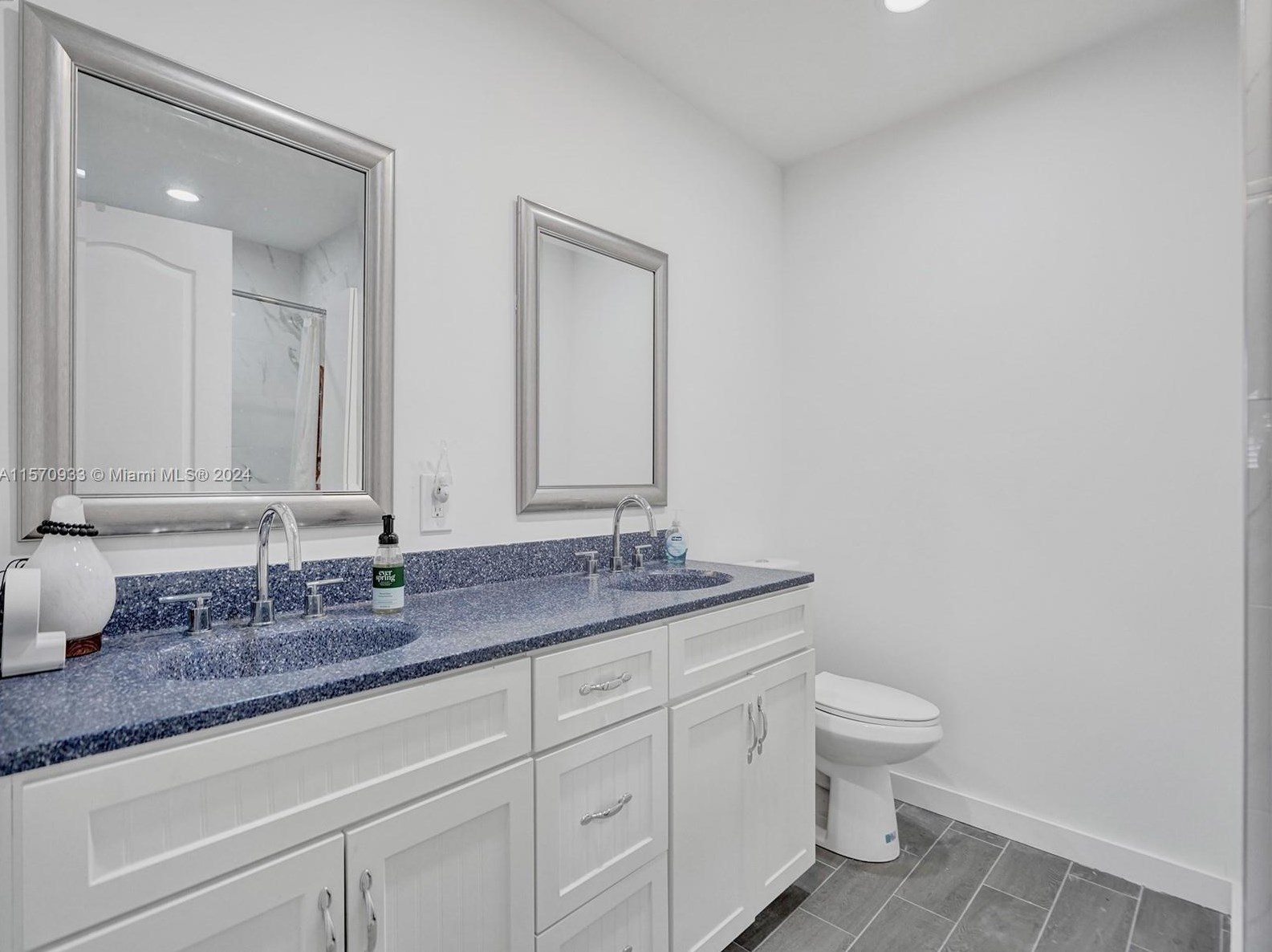 17045 39 Ct, Hollywood FL exterior