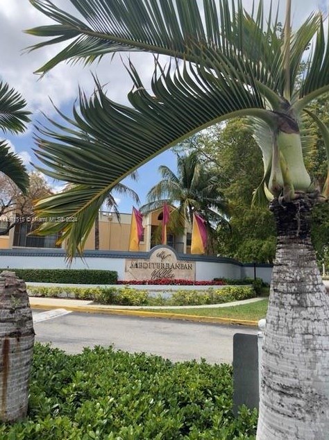 6284 Nw 186th St #208, Hialeah, FL 33015