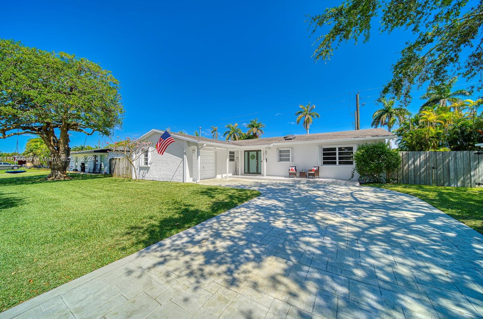 9373 184th Ter, Miami, FL 33157-7031