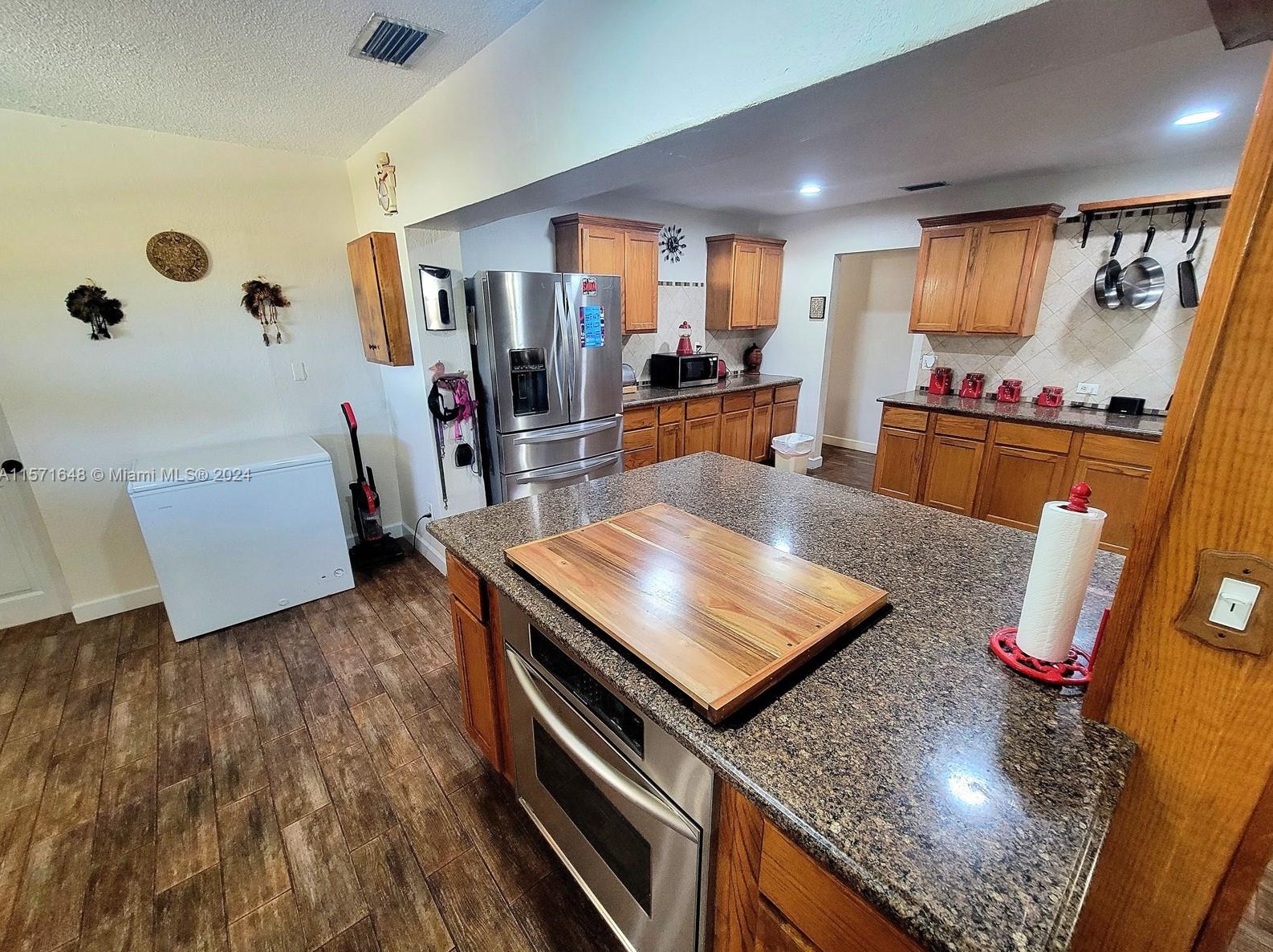 2201 82 Ave, Hollywood FL 33328 exterior