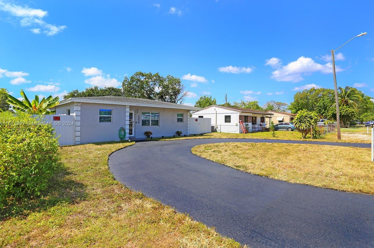 6230 Wiley St, Hollywood, FL 33023-1847