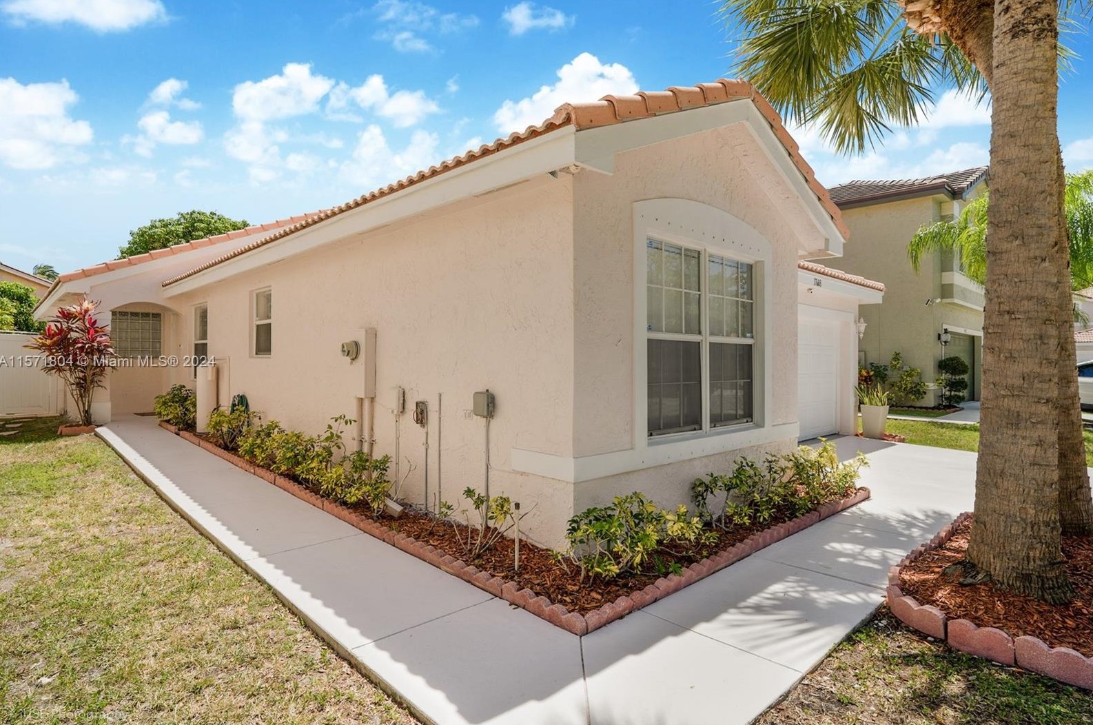 17688 Sw 31st Ct, Hollywood, FL 33029