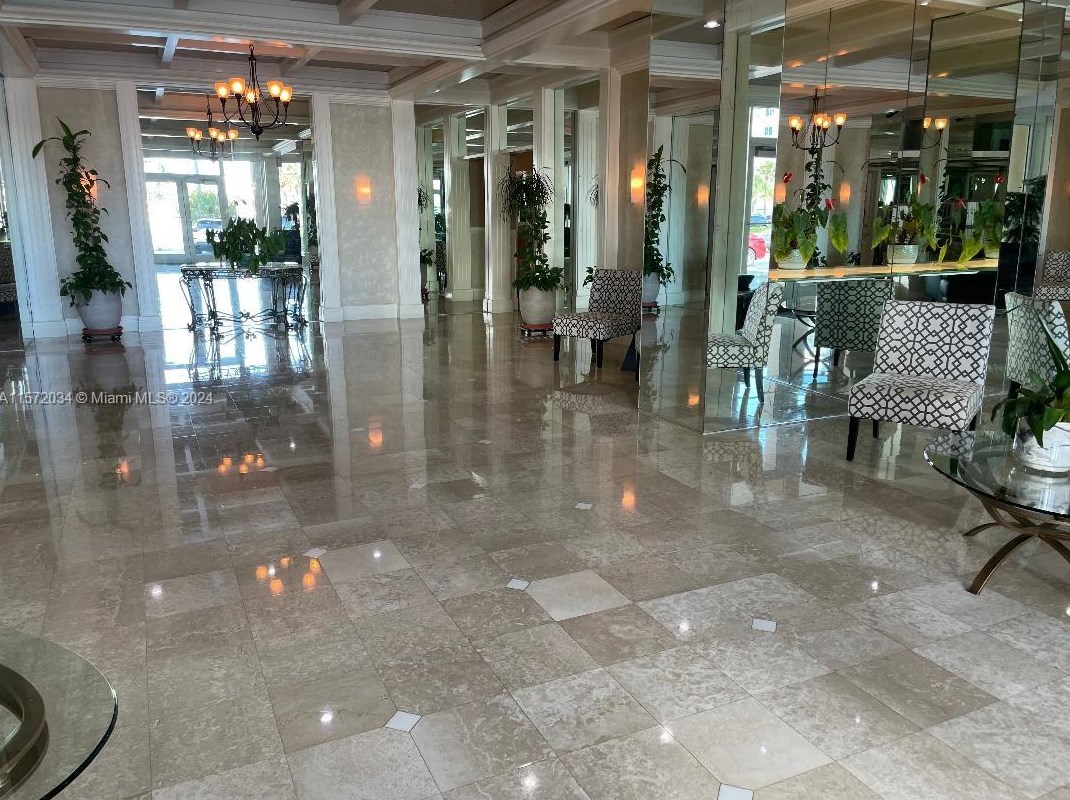 1410 Ocean Dr, Hollywood FL  33019-2312 exterior