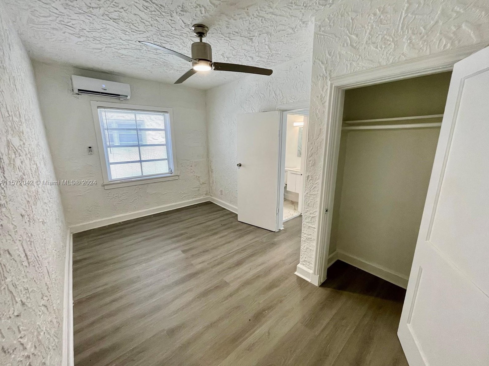 935 Catalonia Ave, Miami FL 33134-6416 exterior