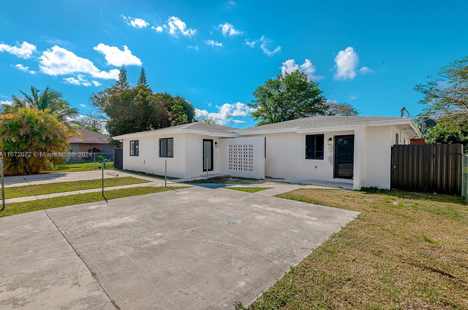 10320 174th Ter, Miami, FL 33157-4262