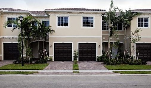 2735 81st Ter, Hollywood, FL 33025-2248
