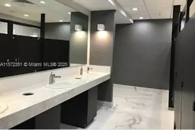 14261 Commerce Way #100, Miami Lakes, FL 33016 - Photo 6