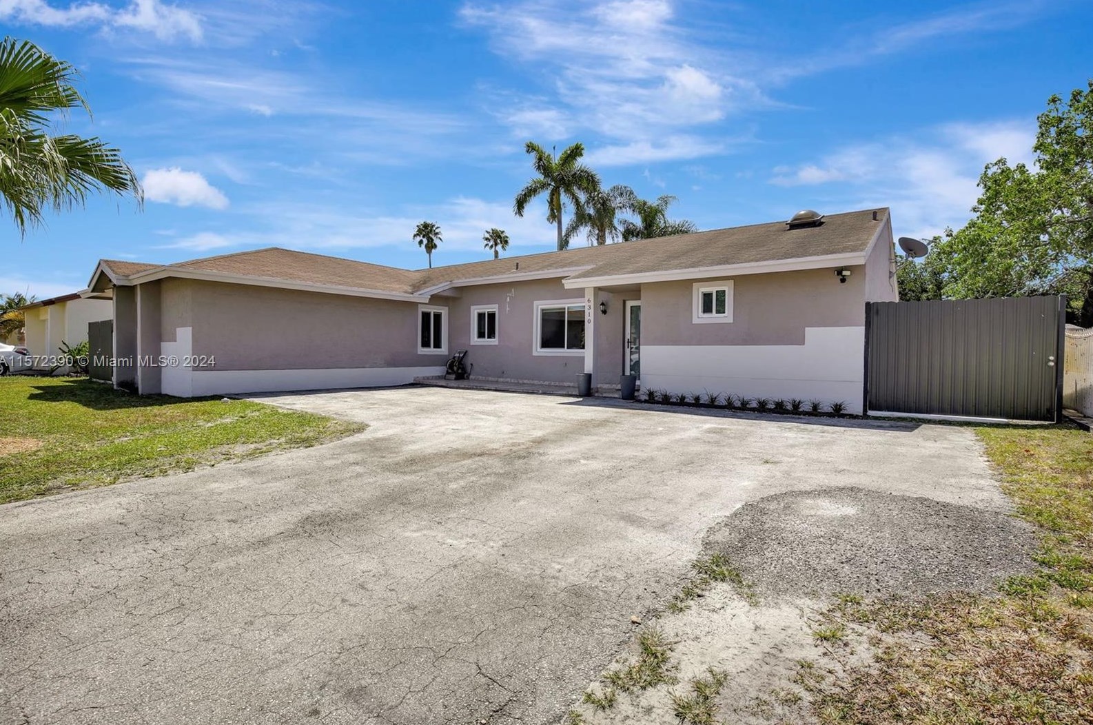 6310 Nw 199th St, Hialeah, FL 33015