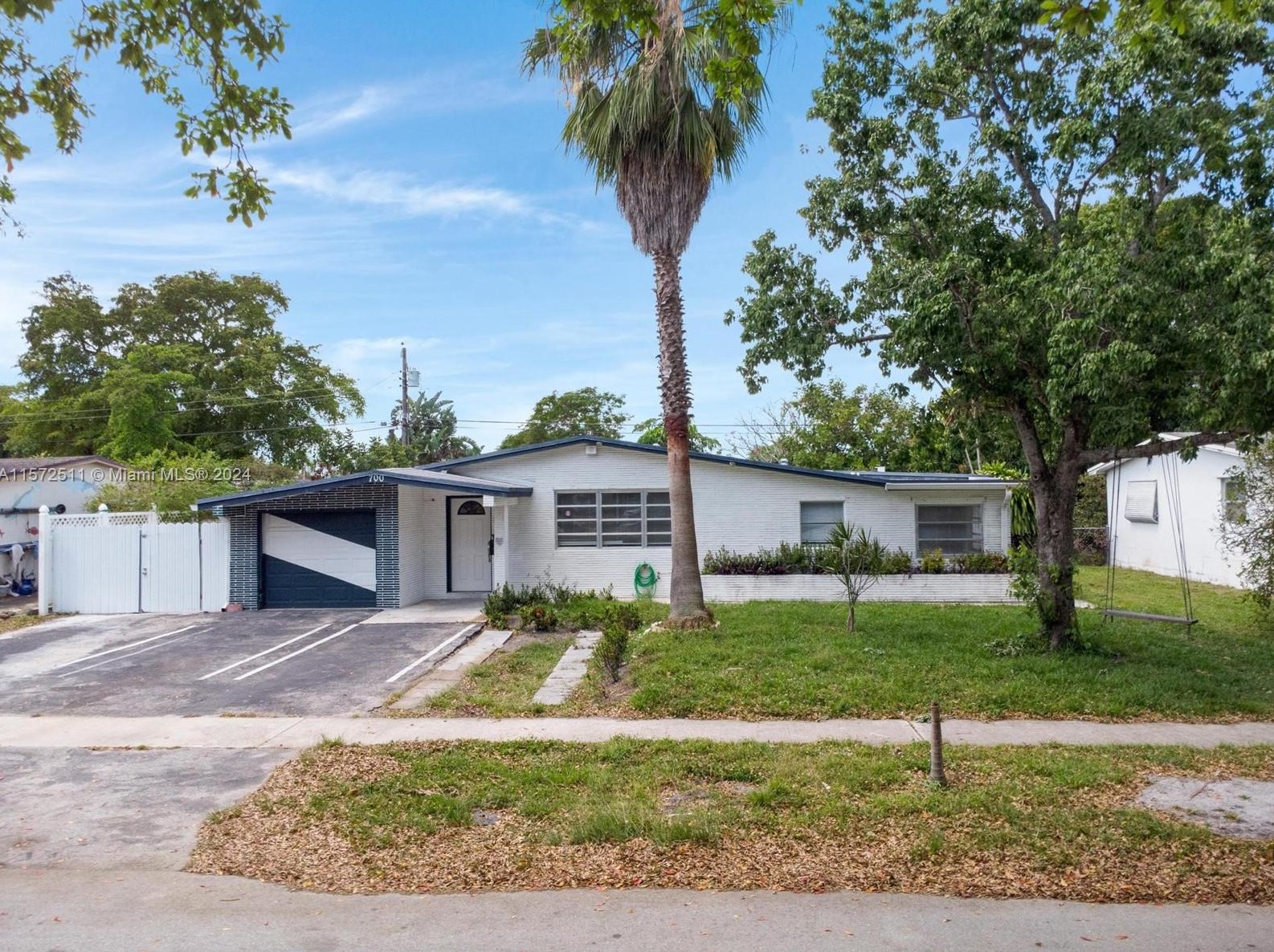 700 Sw 67th Ave #a, Hollywood, FL 33023