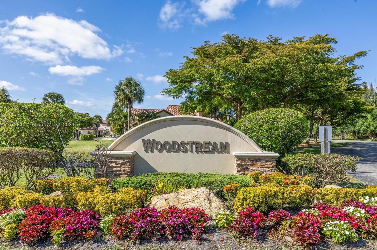 18601 Woodstream Dr, Boca Raton FL 33498-6369 exterior