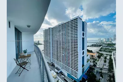 1750 N Bayshore Dr #2710, Miami, FL 33132 - Photo 4