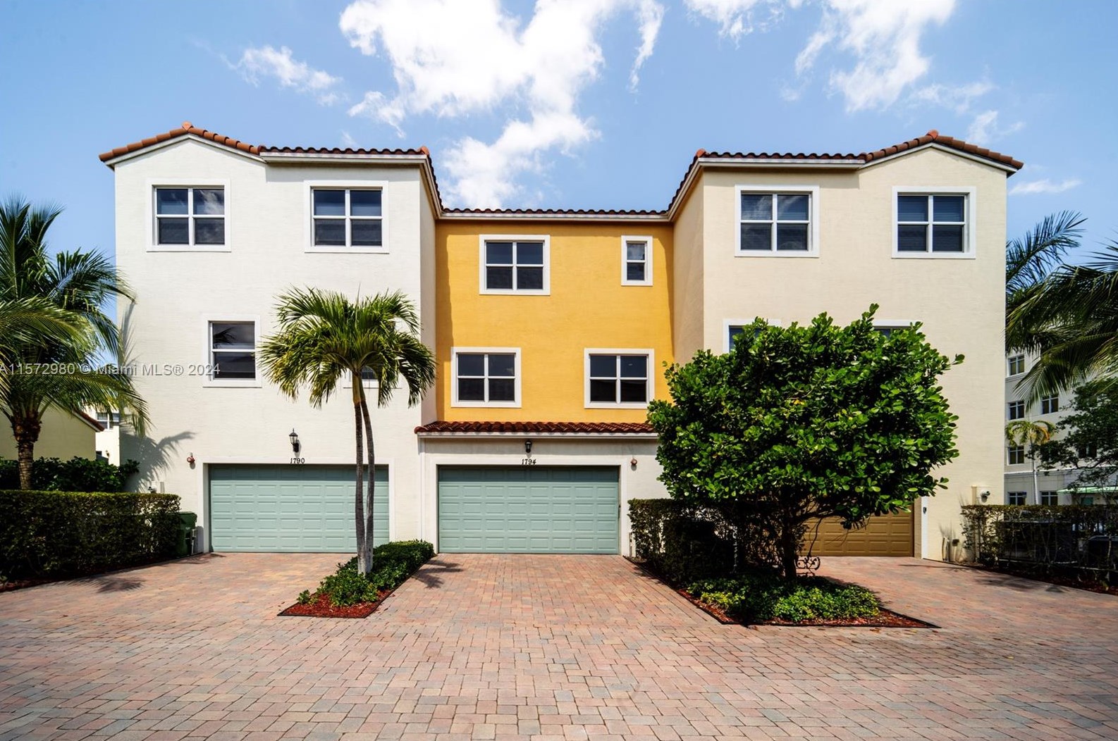 1794 124 Way, Hollywood FL 33027-2531 exterior