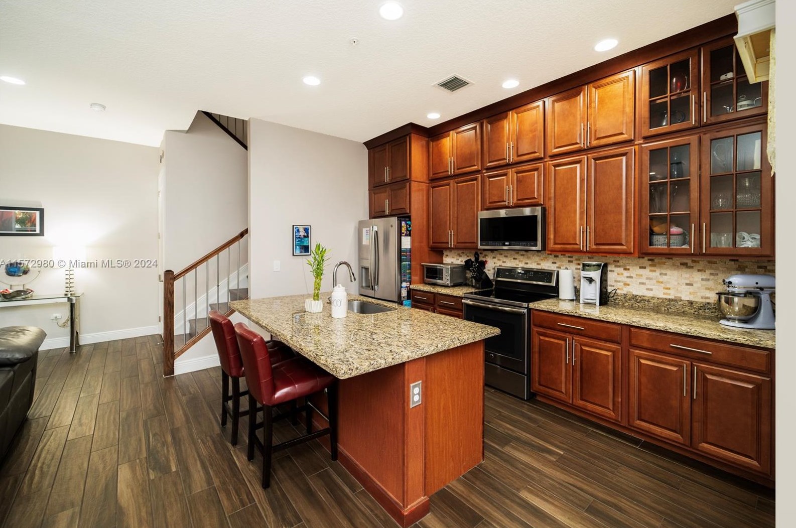 1794 124 Way, Hollywood FL 33027-2531 exterior