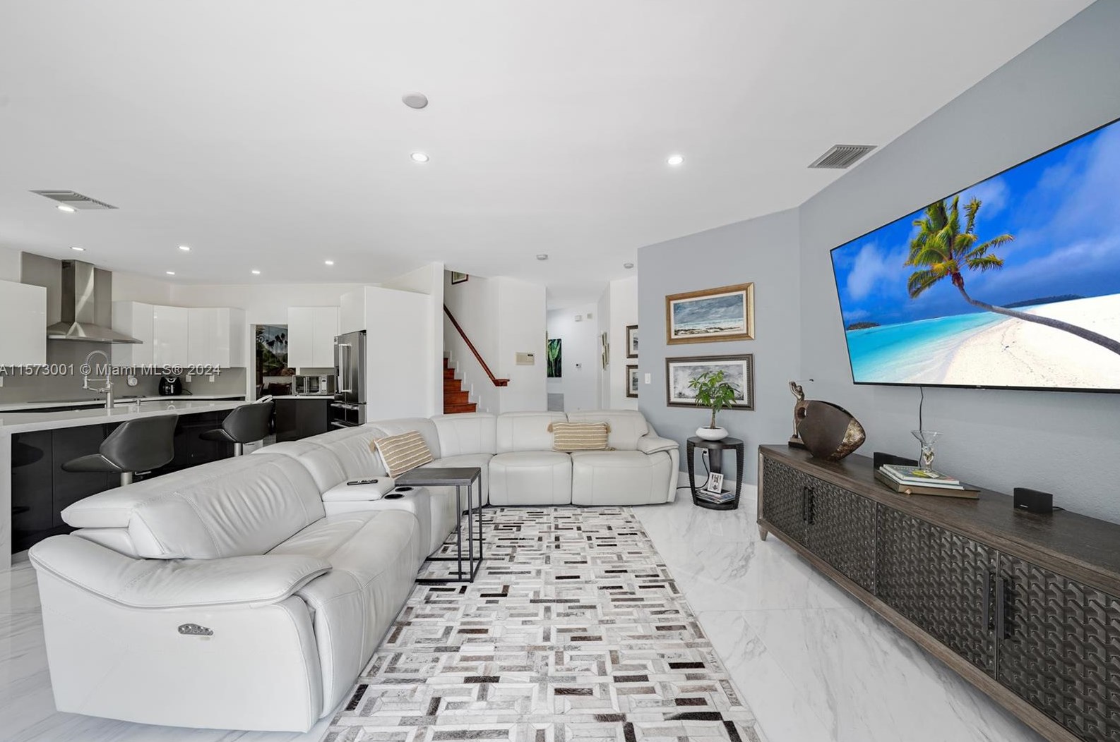 1885 139 Ter, Hollywood FL  33028-2837 exterior