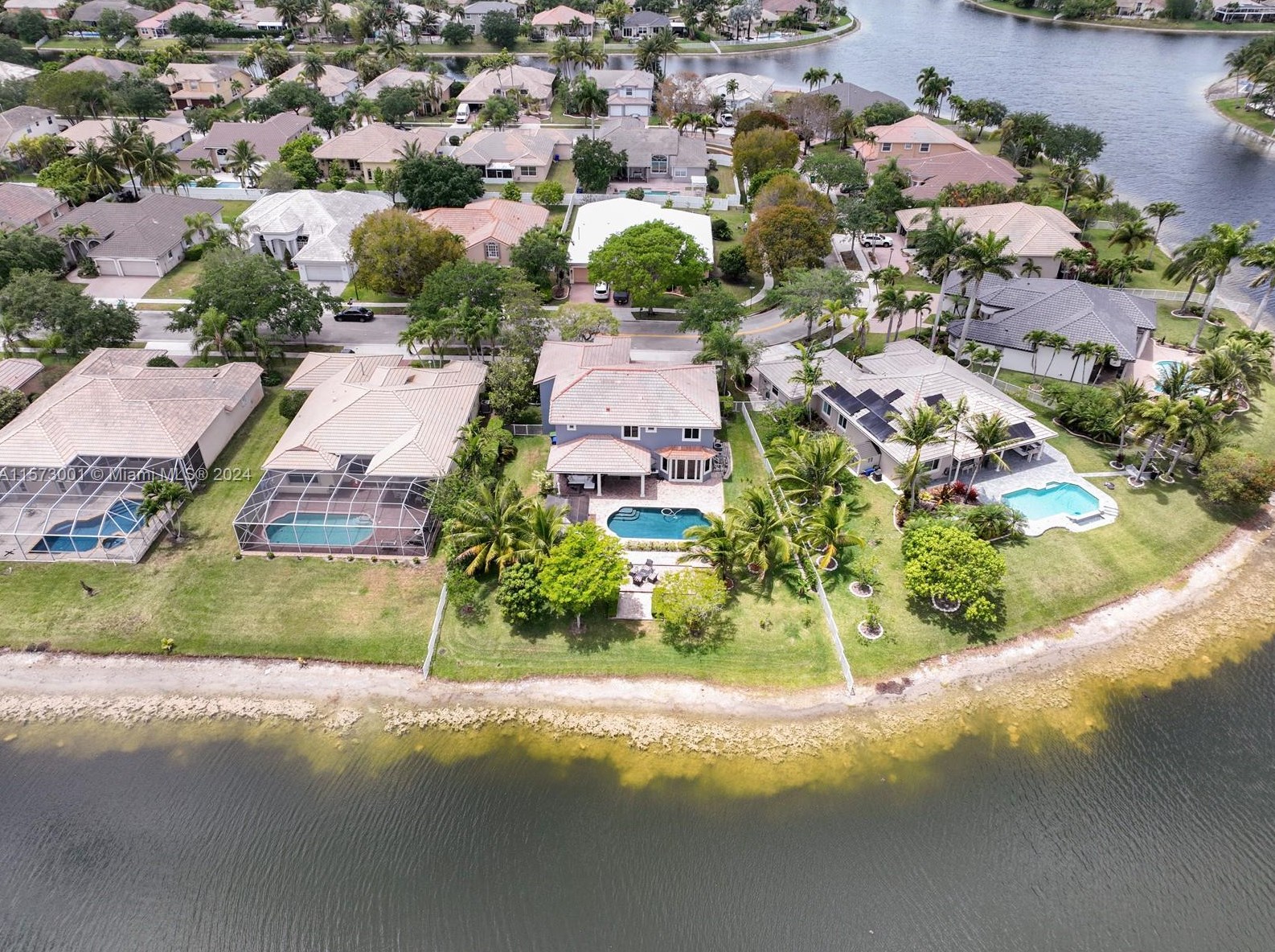 1885 139 Ter, Hollywood FL  33028-2837 exterior
