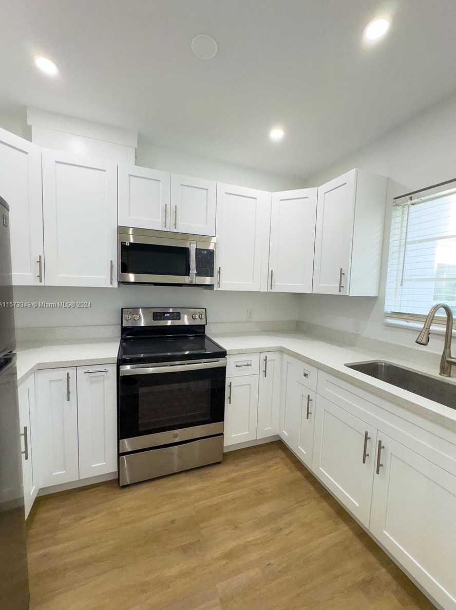 401 Malaga Ave, Miami FL 33134-6415 exterior