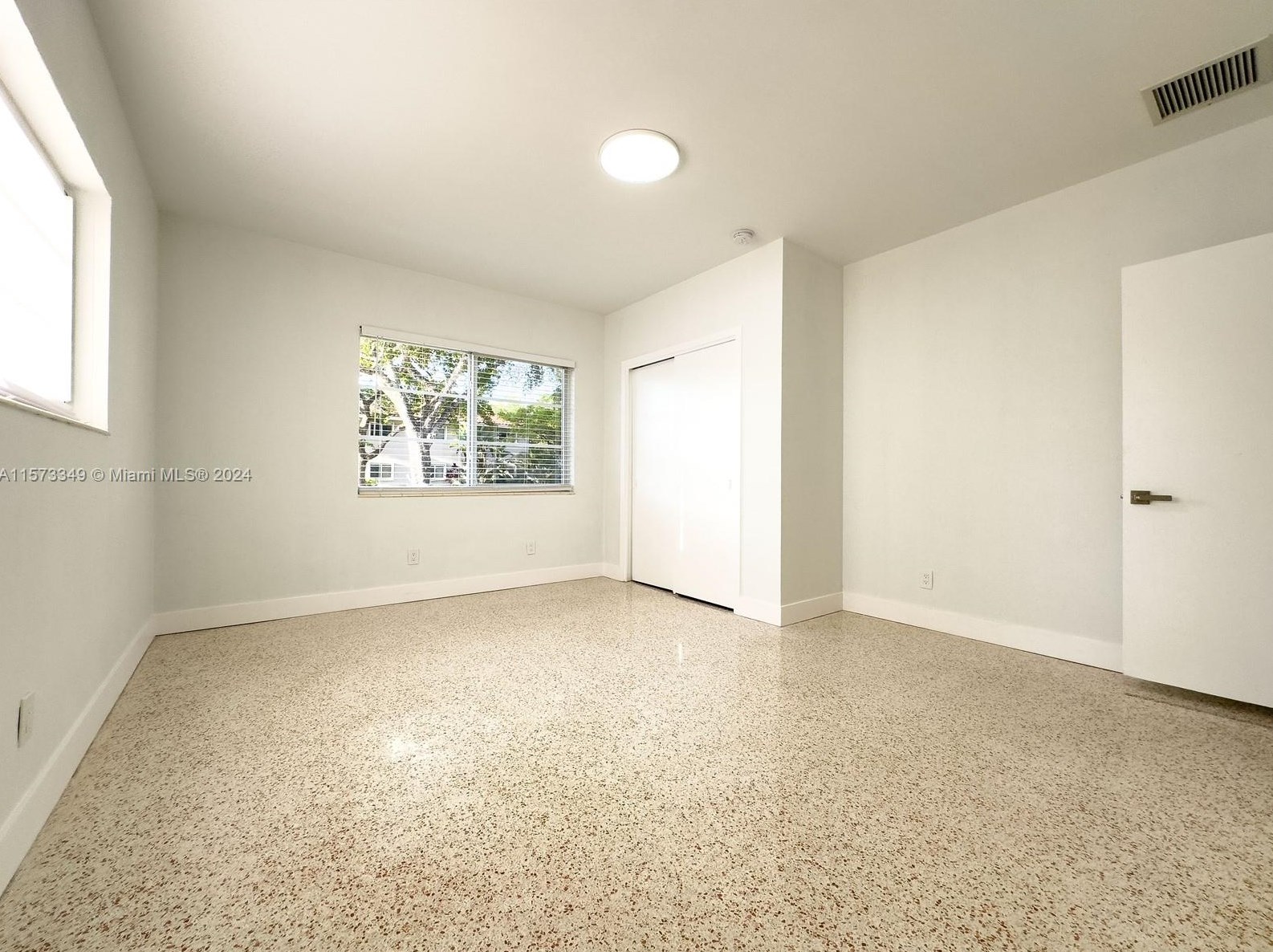 401 Malaga Ave, Miami FL 33134-6415 exterior