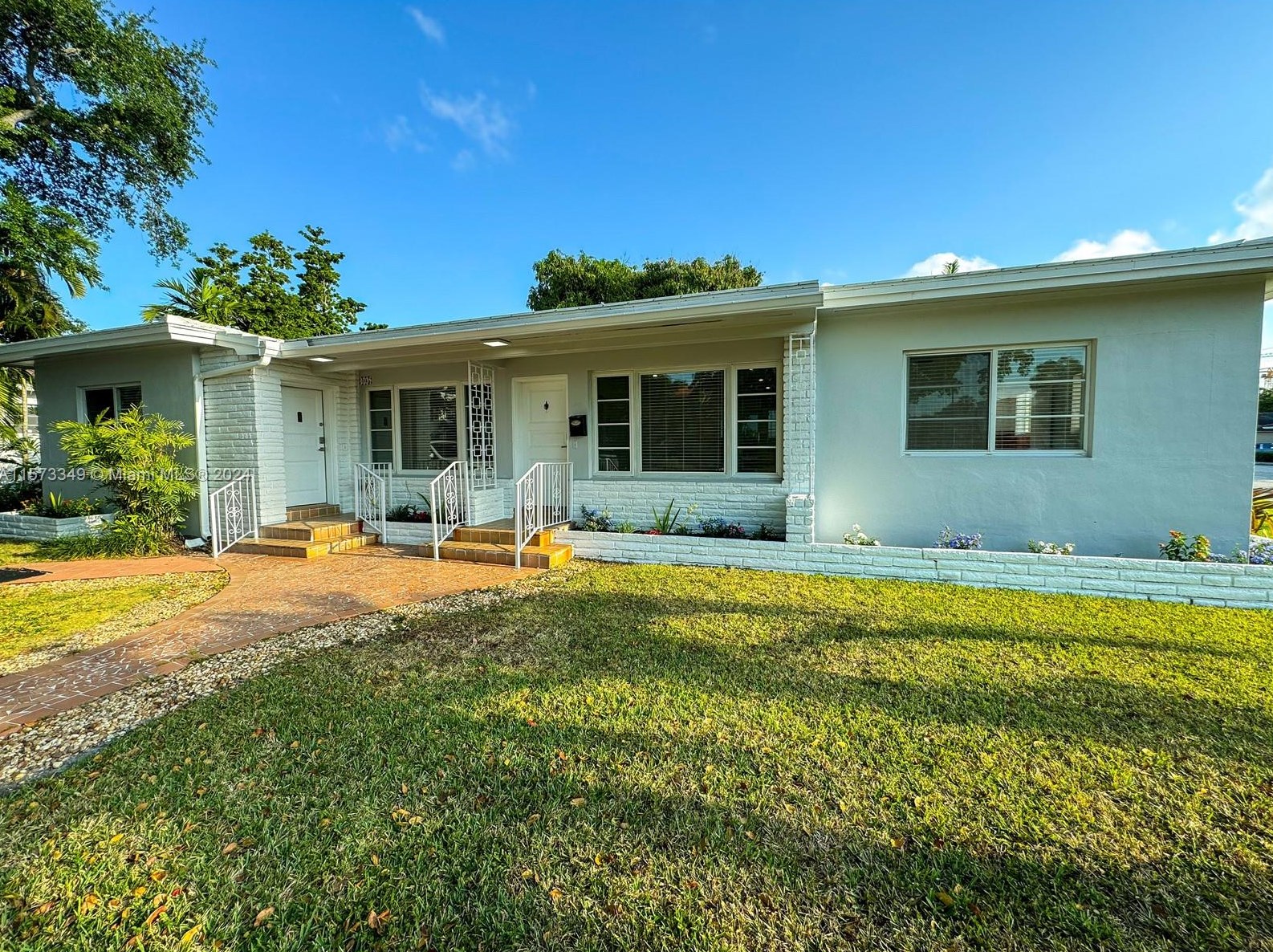 401 Malaga Ave, Miami, FL 33134-6510