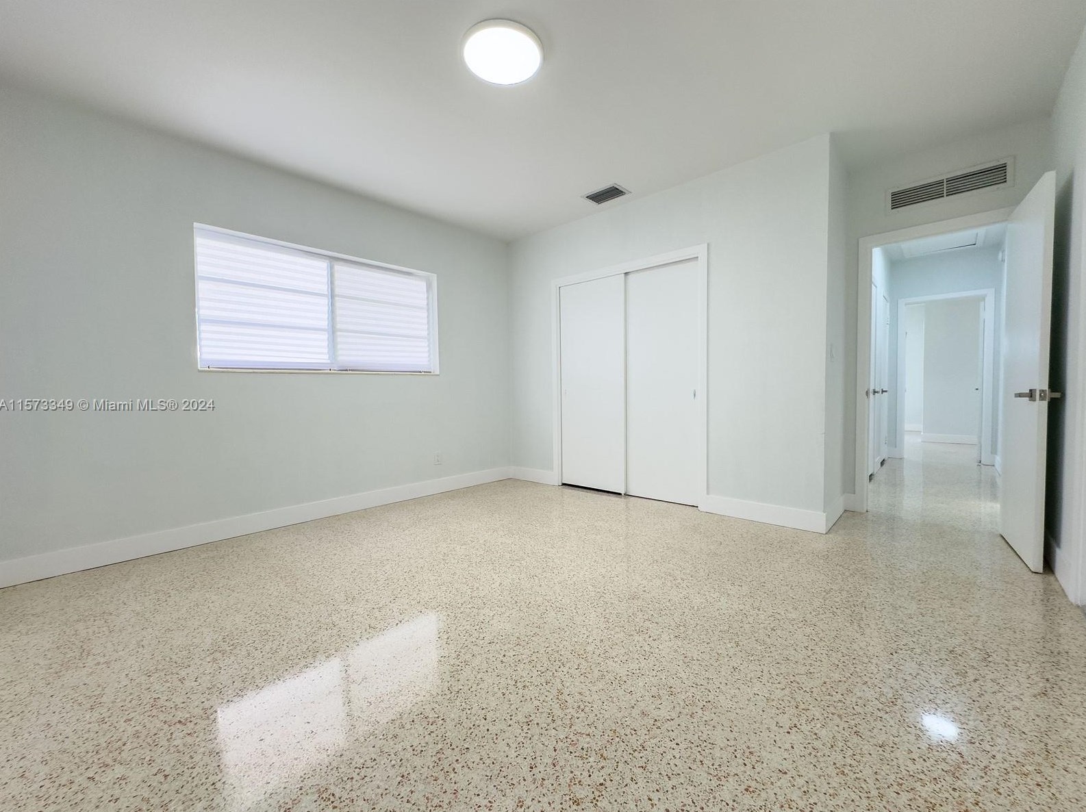 401 Malaga Ave, Miami FL 33134-6415 exterior