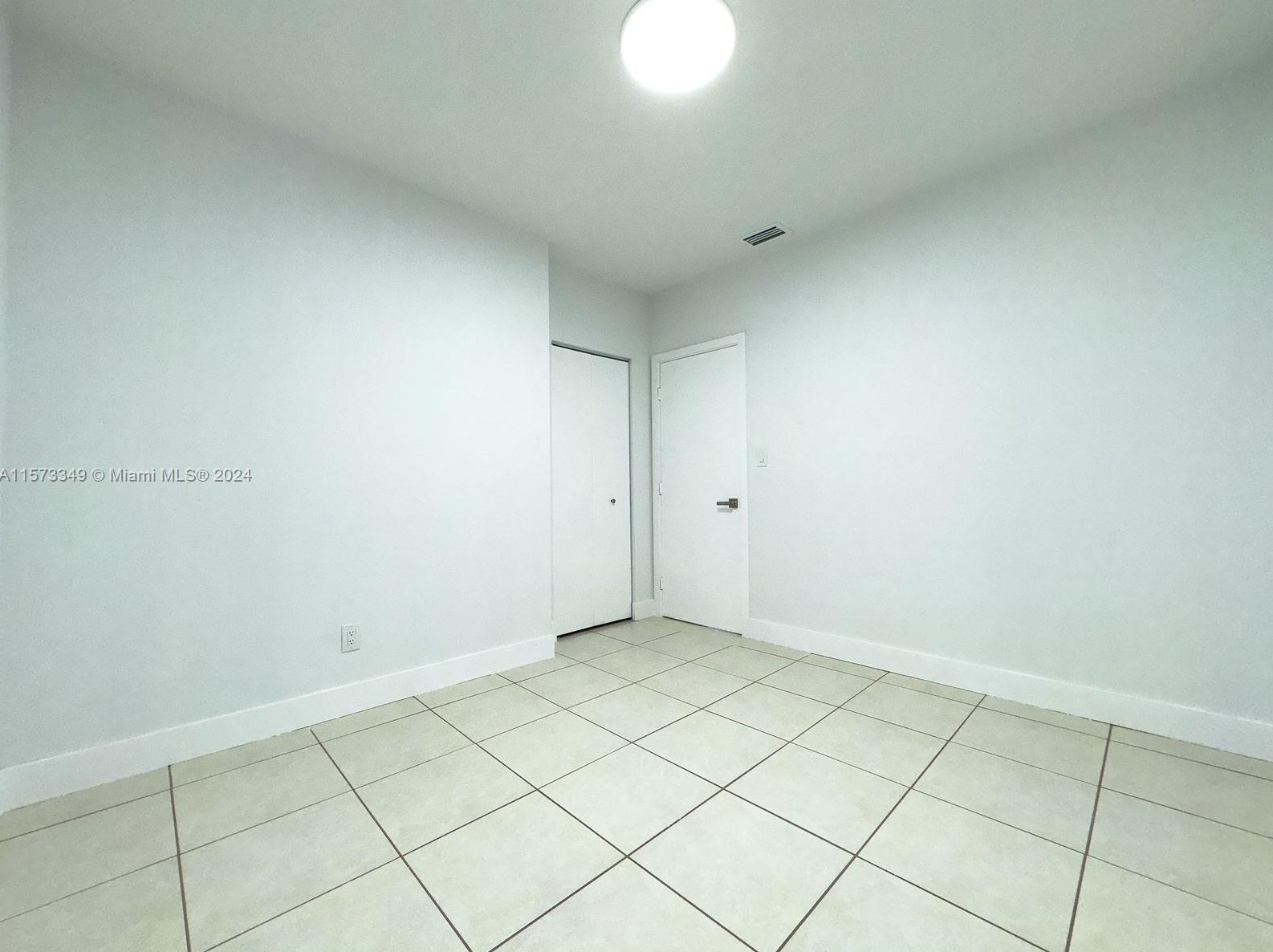 401 Malaga Ave, Miami FL 33134-6415 exterior