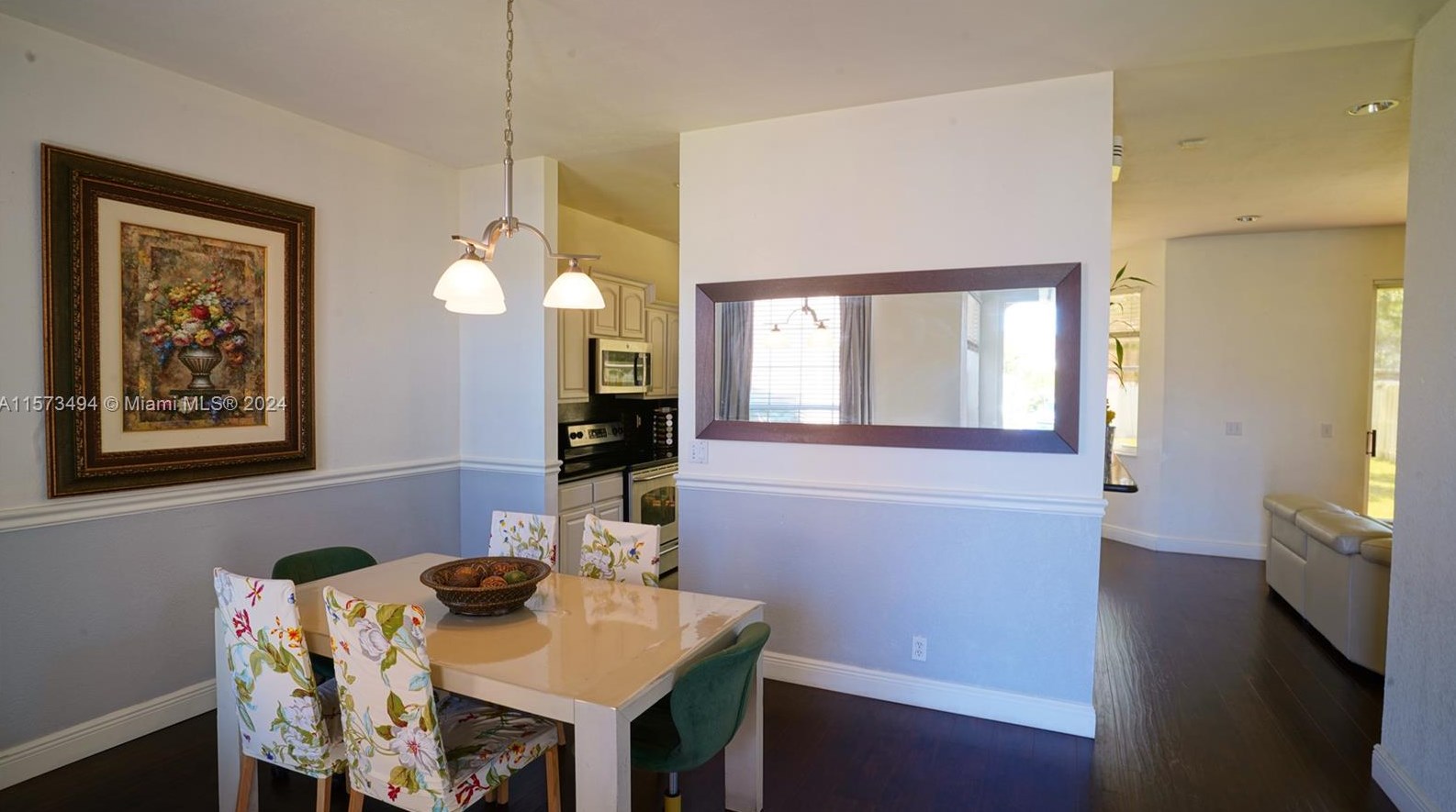 2496 162nd Ter, Hollywood FL  33027-4426 exterior