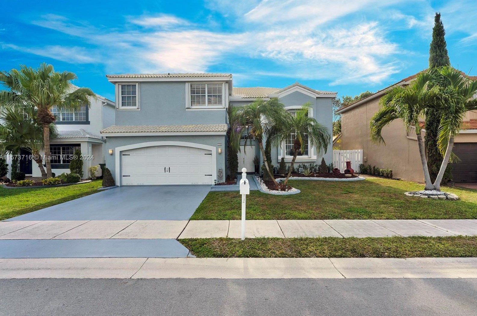 1138 104th Way, Hollywood, FL 33025-3579