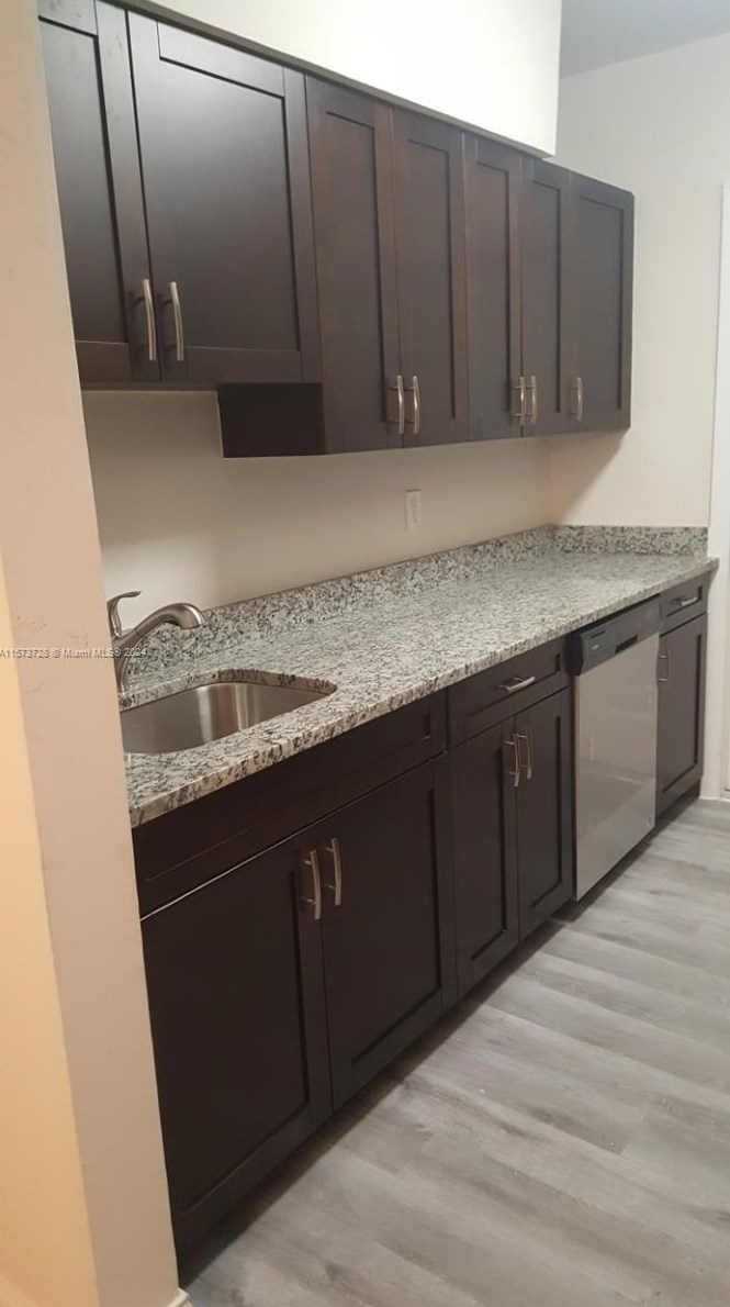 265 7th St, Boca Raton, FL 33432-2717