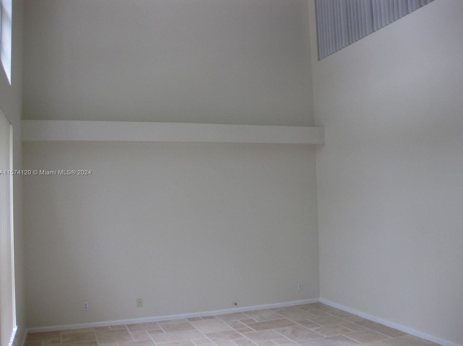 9197 Woods End Pl, Jupiter, FL 33469-1801