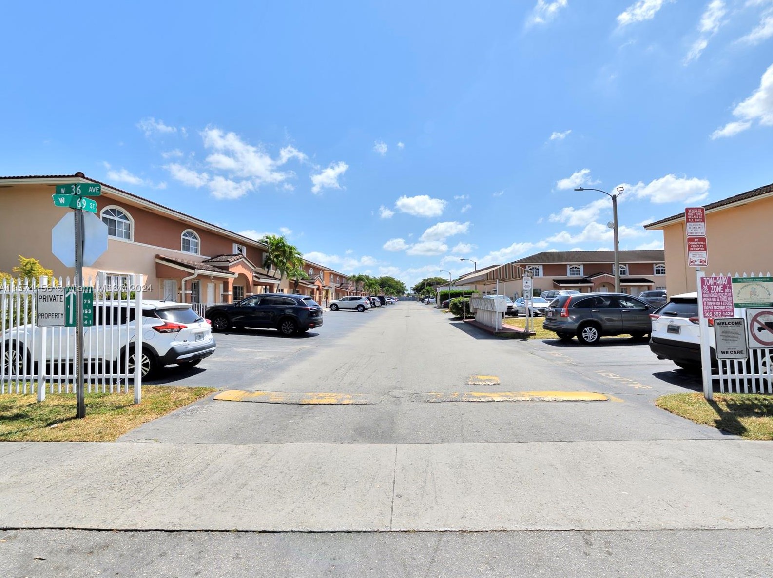 6925 36th Ave, Hialeah FL  33018-2992 exterior