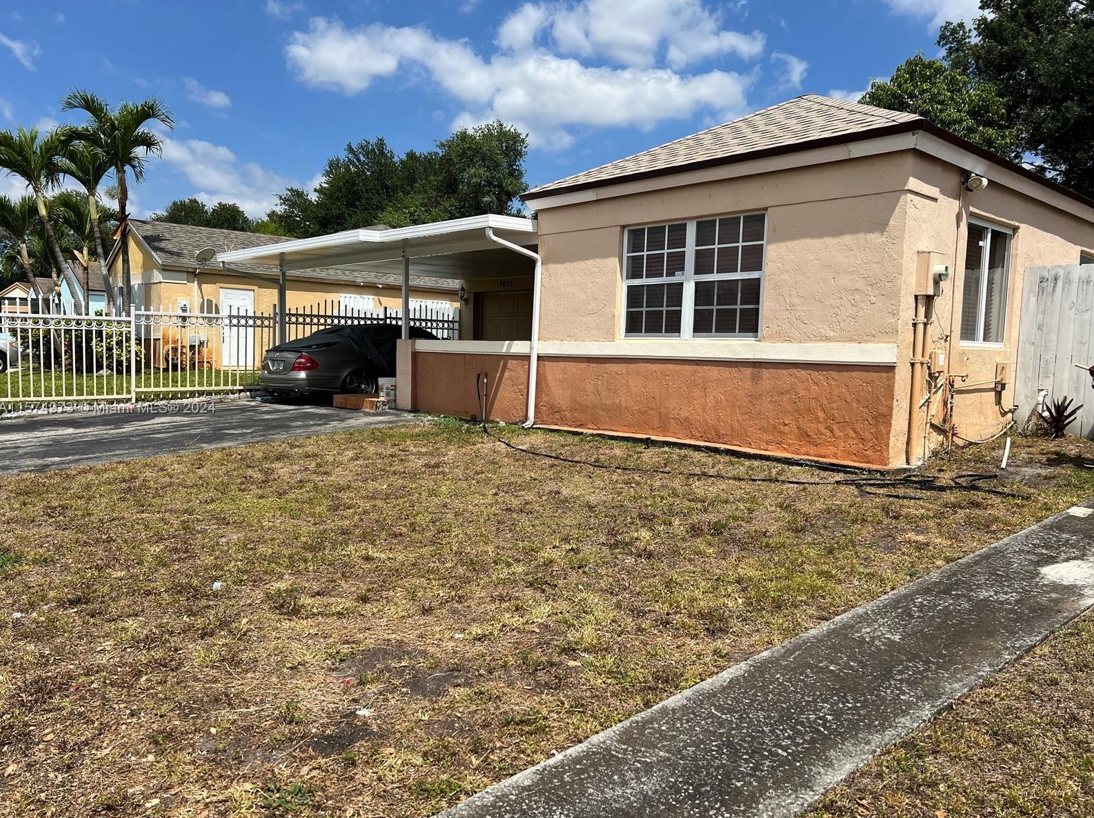 3605 202nd St, Miami, FL 33056-1776