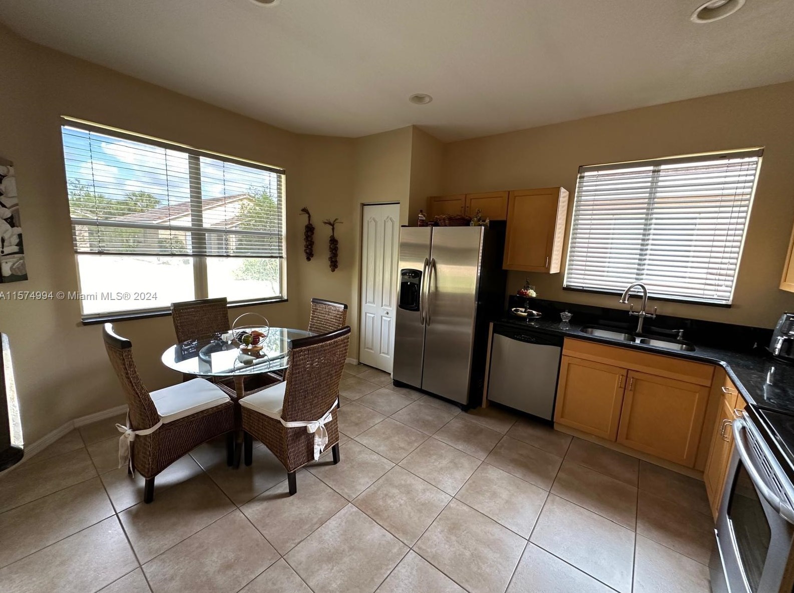 9740 Lindale Trace Blvd, Fort Pierce FL 34987-2411 exterior