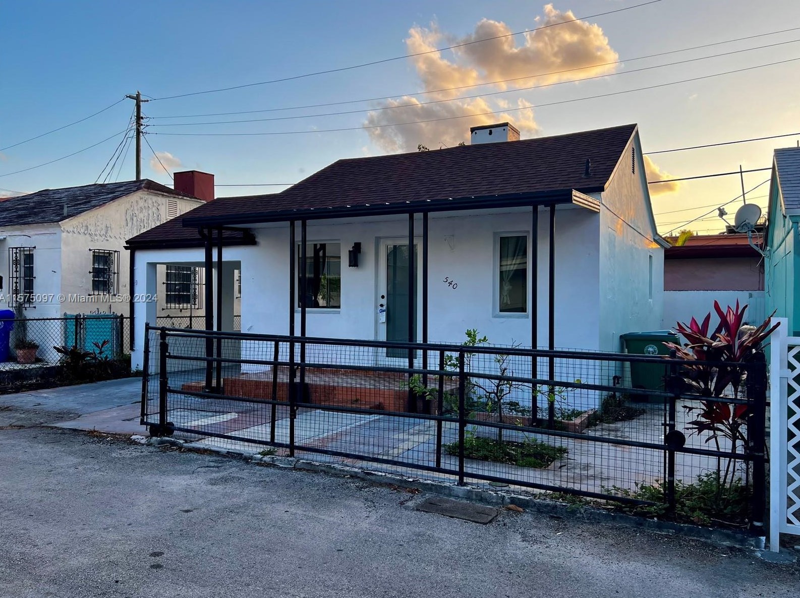 540 8th Ct, Miami, FL 33130-2513