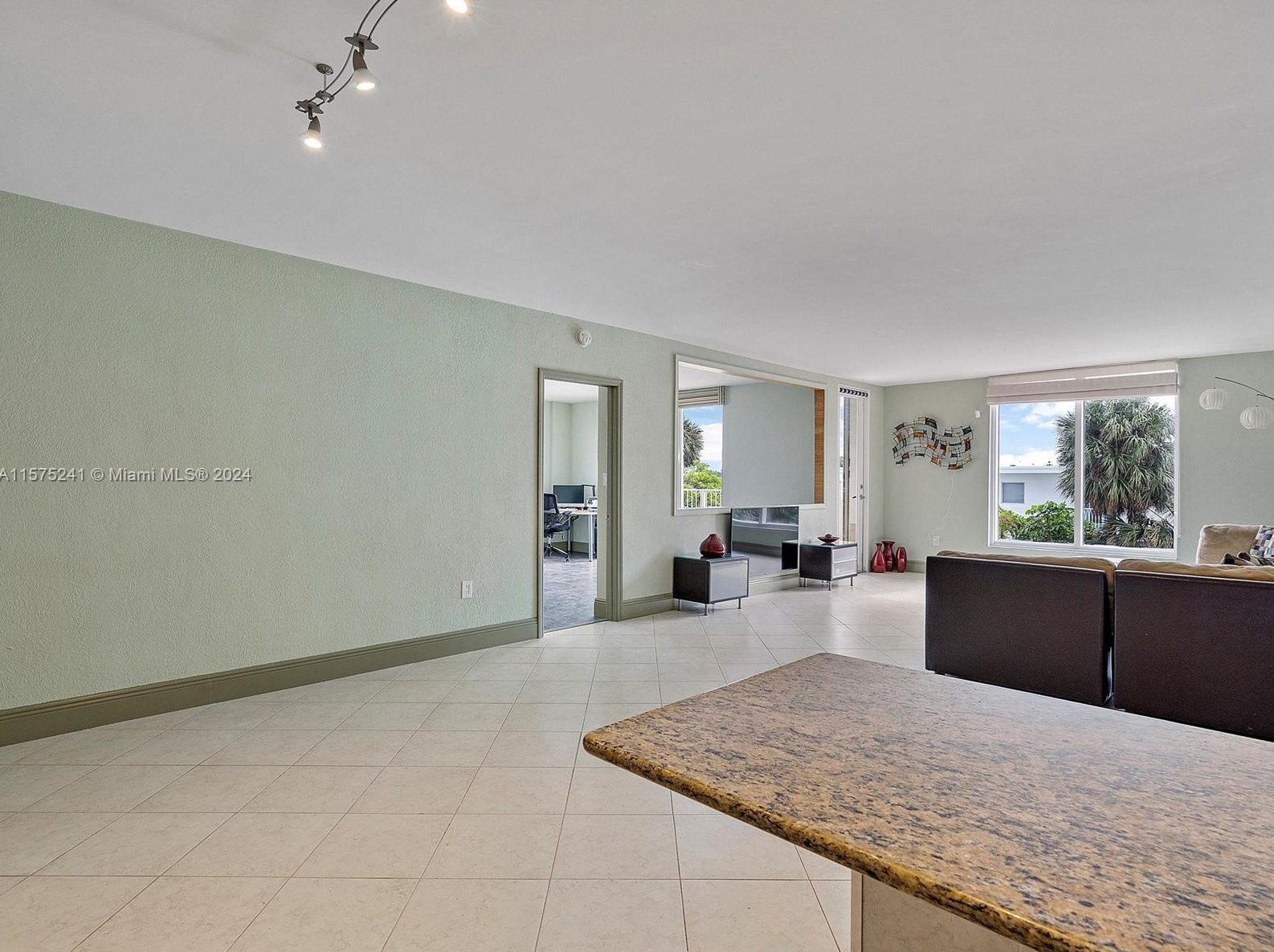 10350 Bay Harbor Dr, Miami, FL 33154-1261