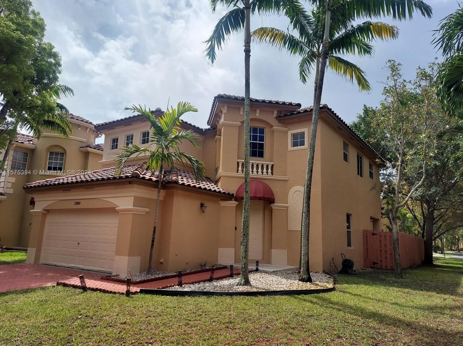 12880 50th Ct, Hollywood, FL 33027-5808