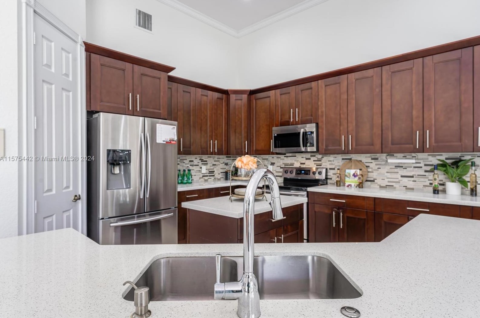 13731 18 St, Hollywood FL 33028-2502 exterior