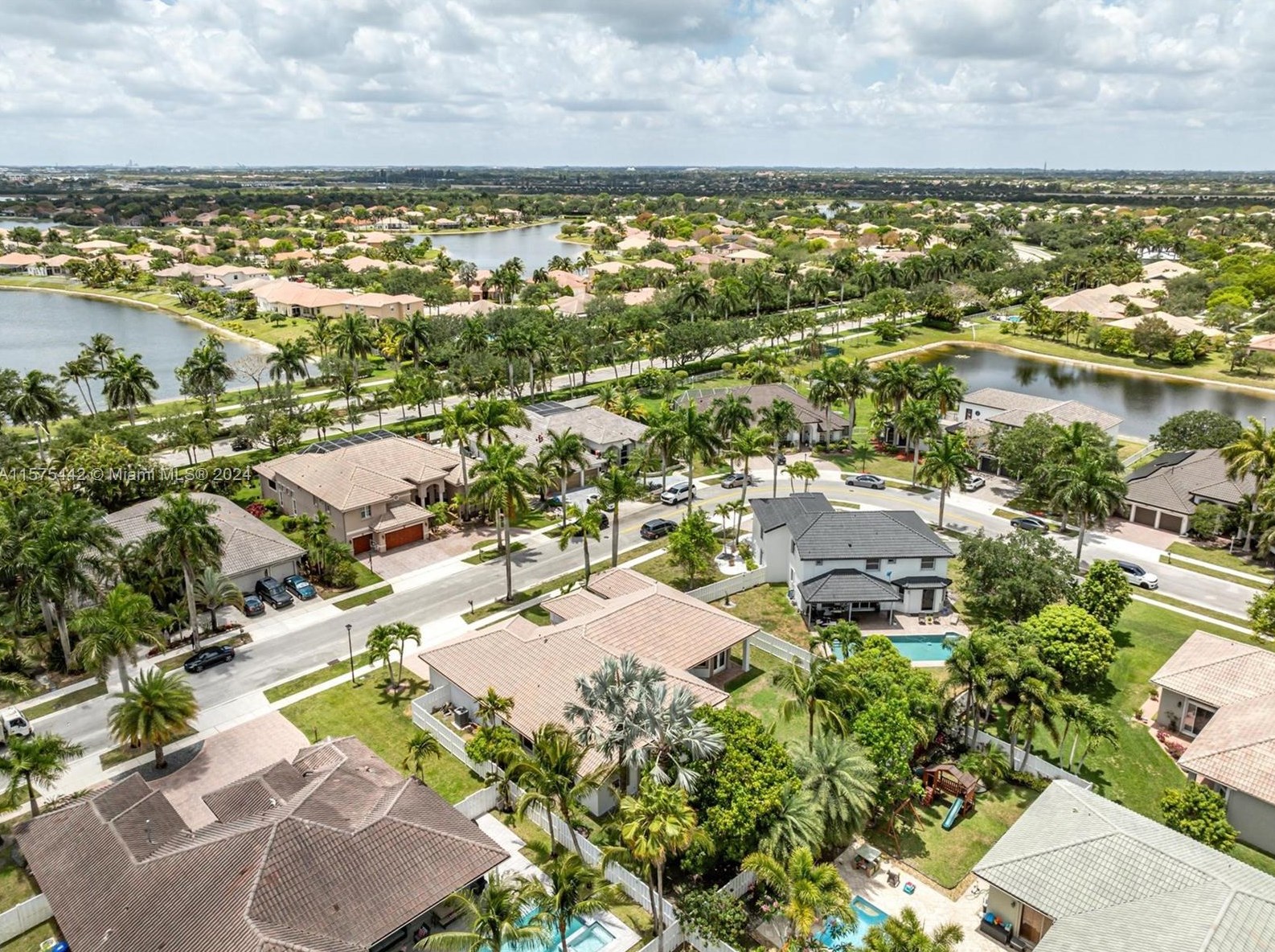 13731 18 St, Hollywood FL 33028-2502 exterior