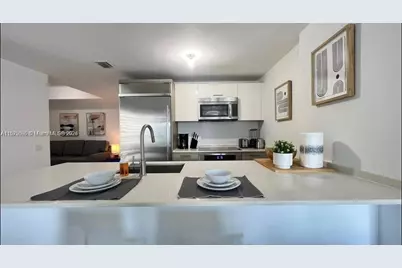 1300 Brickell Bay Dr #3400, Miami, FL 33131 - Photo 14