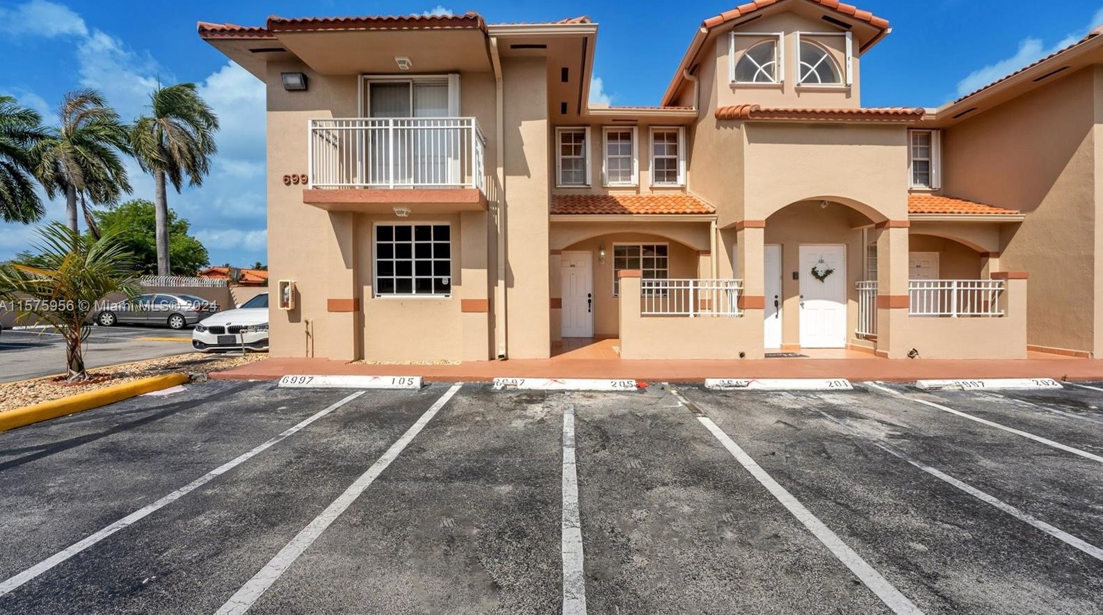 6997 W 29th Ave #101, Hialeah, FL 33018