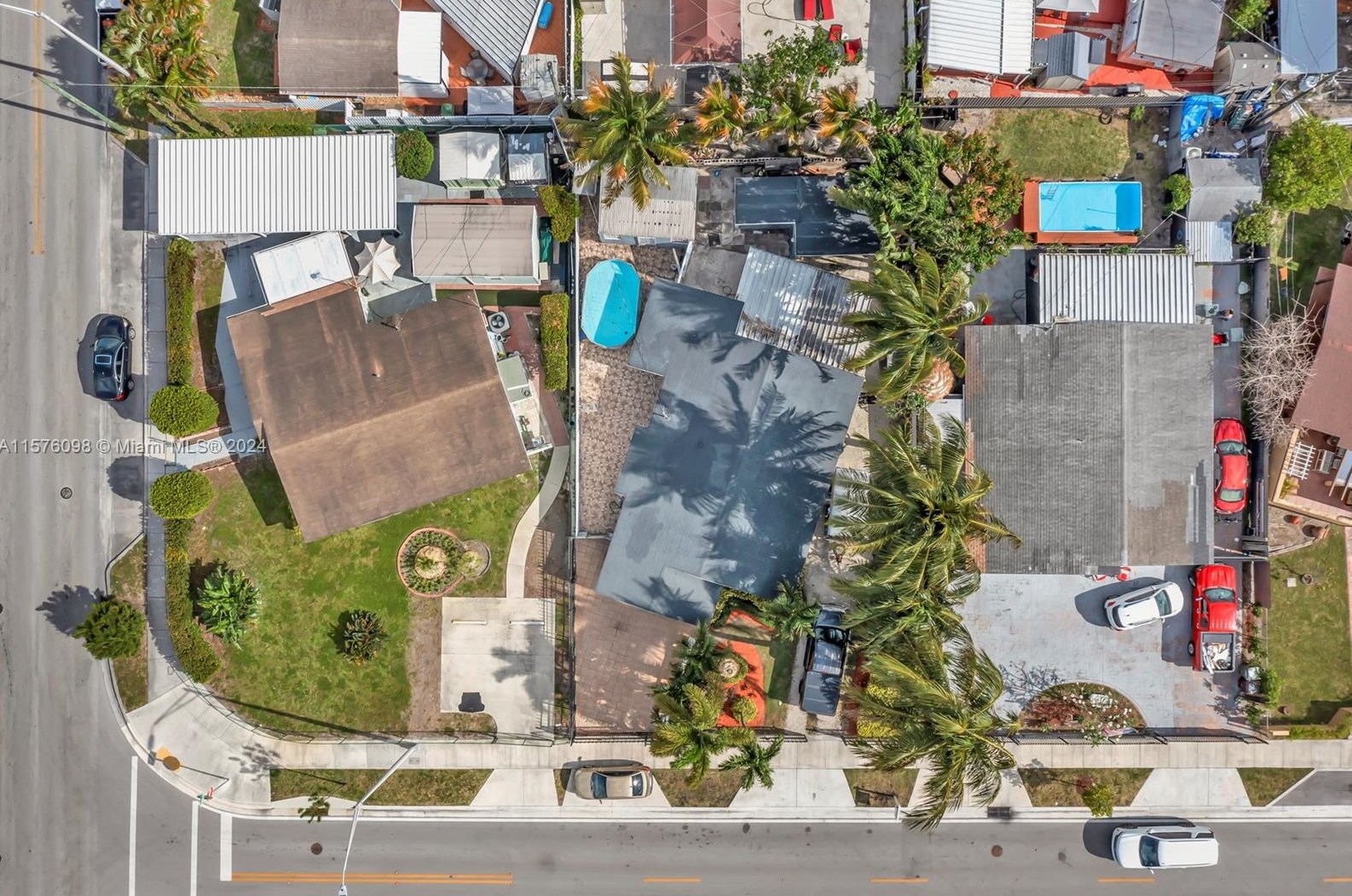 621 Se 3rd Pl, Hialeah, FL 33010