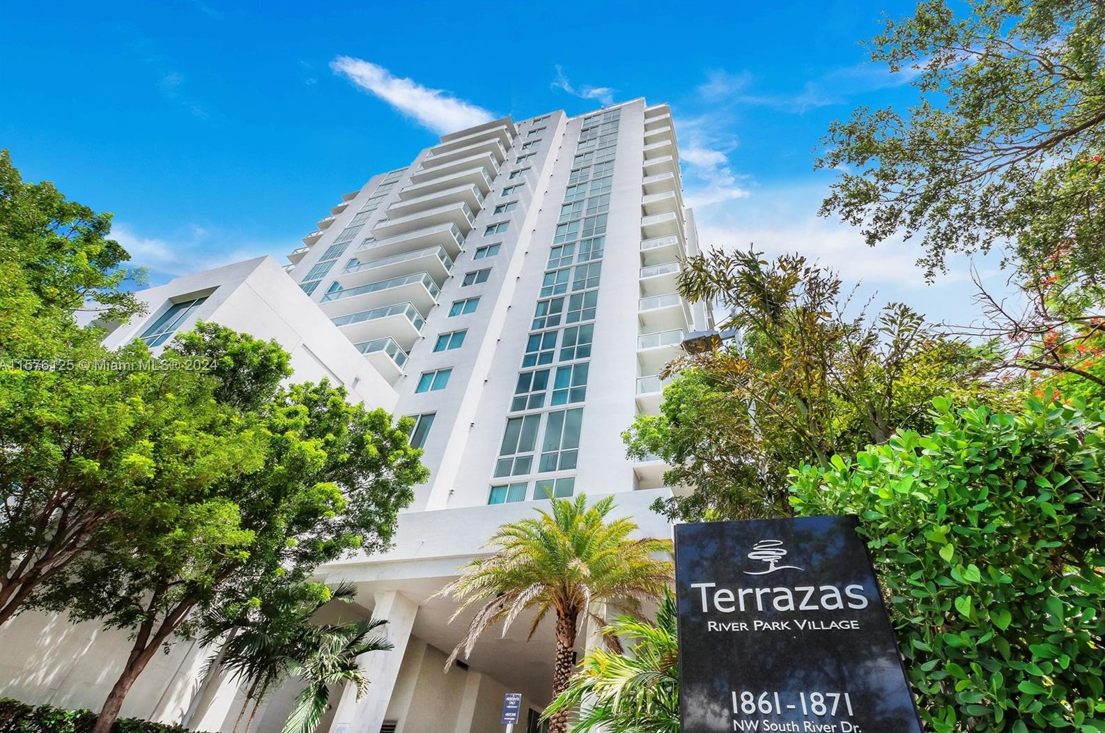 1861 Nw S River Dr #2404, Miami, FL 33125