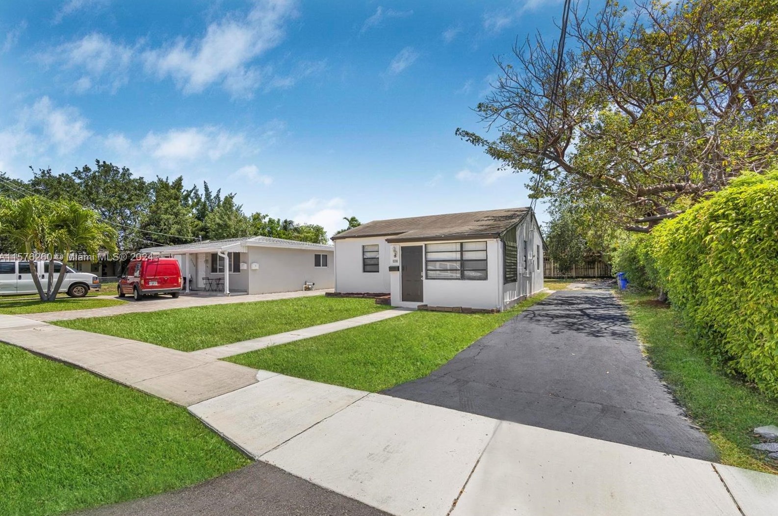 2234 Garfield St, Hollywood, FL 33020-3429