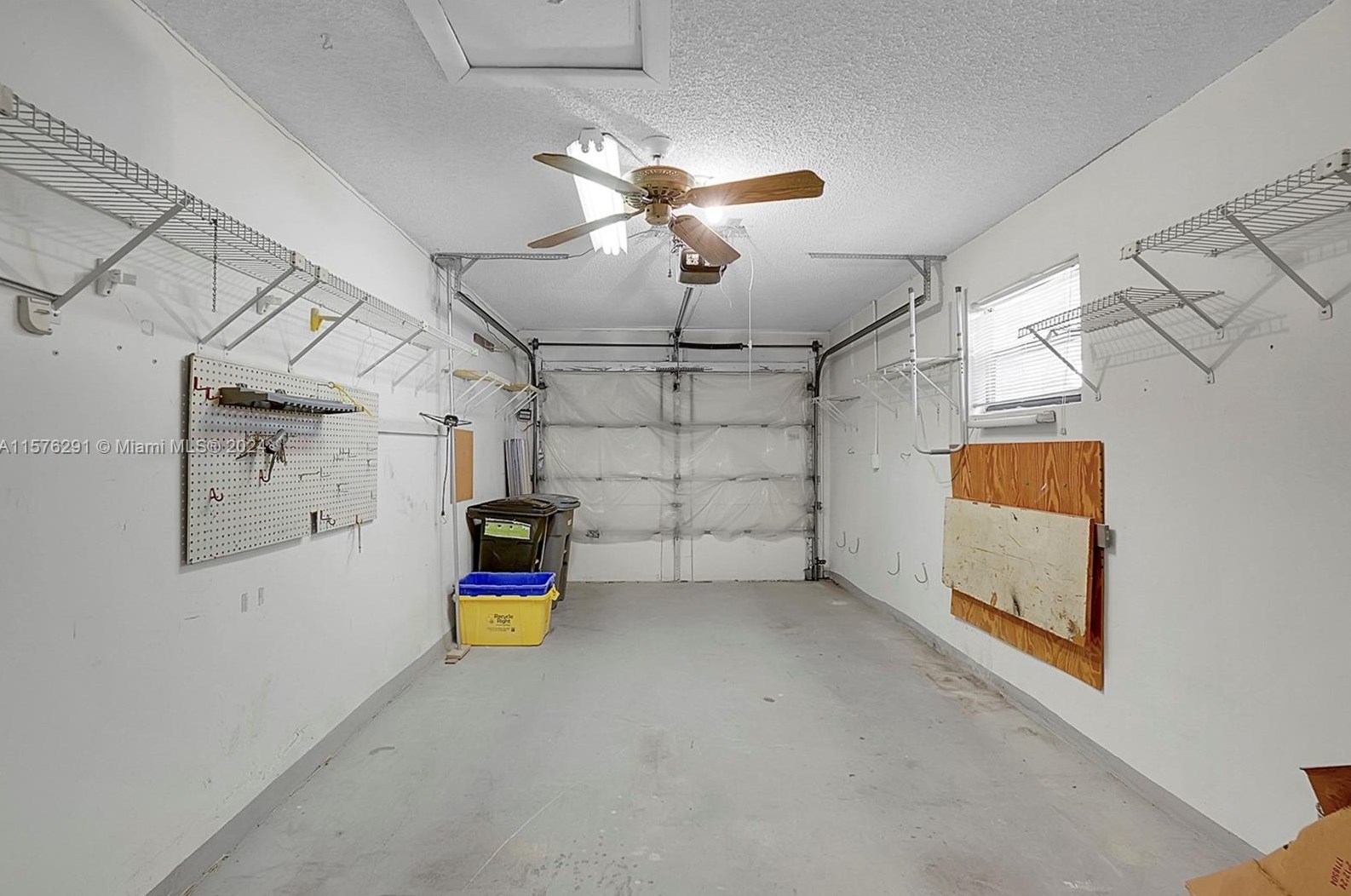 8093 Whispering Palm Dr, Boca Raton FL  33496-5145 exterior