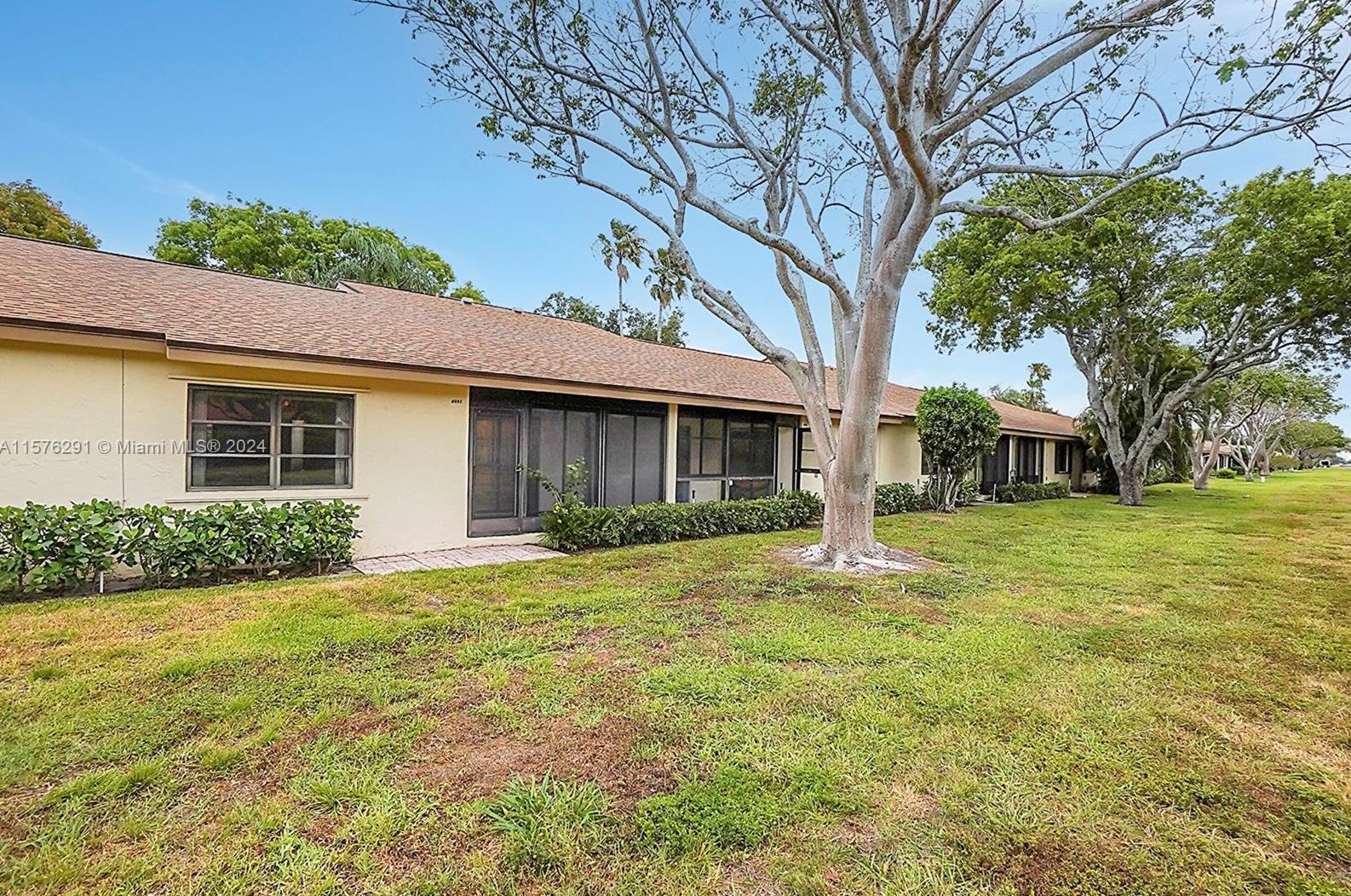 8093 Whispering Palm Dr, Boca Raton FL  33496-5145 exterior