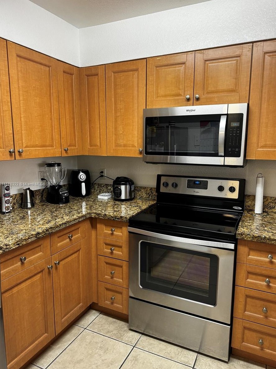 5000 Nw 79th Ave #211, Miami, FL 33166