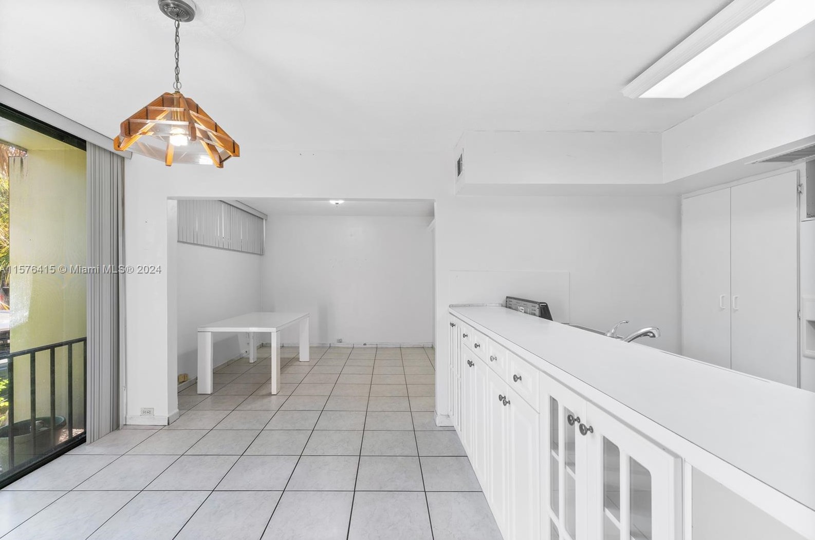 6436 E Miami Lakes Dr E #e, Hialeah, FL 33014
