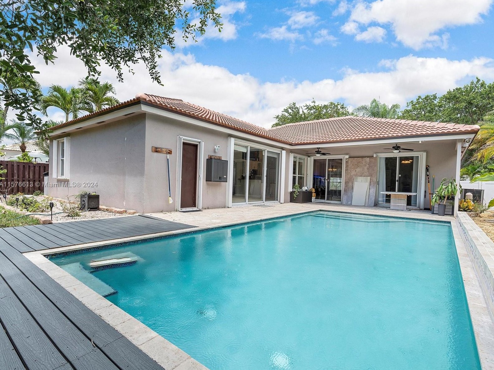 1850 125th Ter, Hollywood, FL 33028-2551
