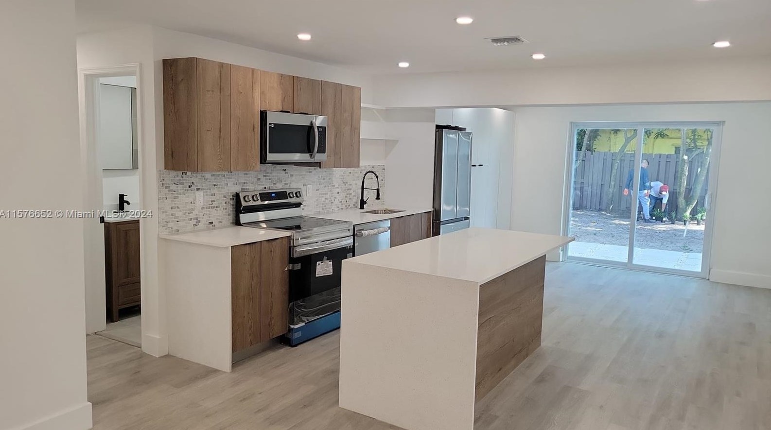1601 13th St, West Palm Beach, FL 33404-6522