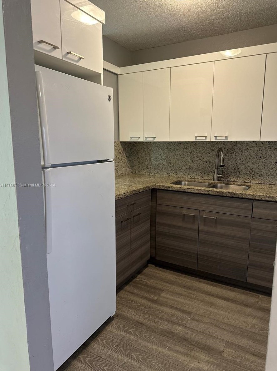 6620 W 2nd Ct #216, Hialeah, FL 33012
