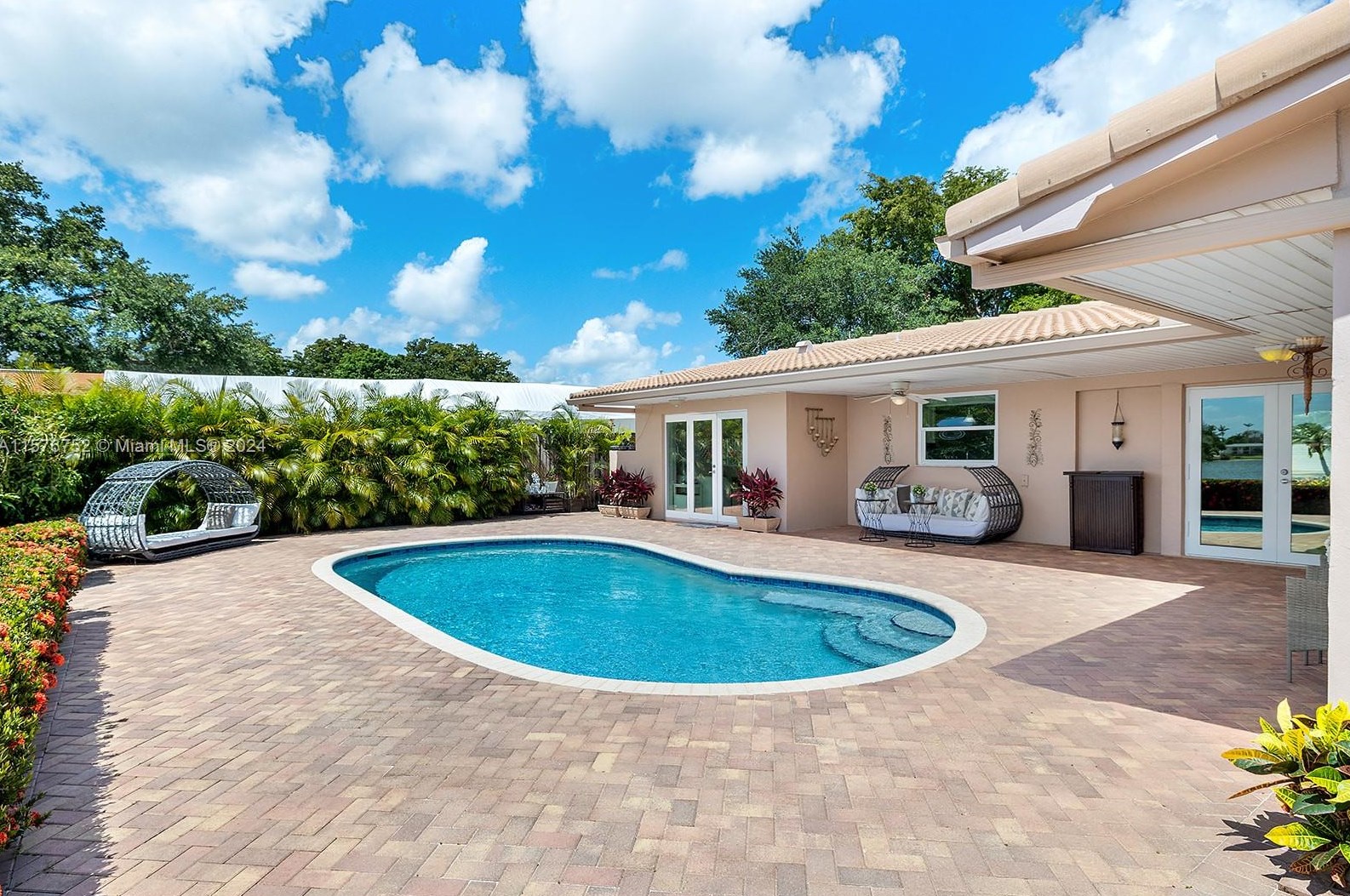 2080 82 Ter, Hollywood FL 33024-3171 exterior